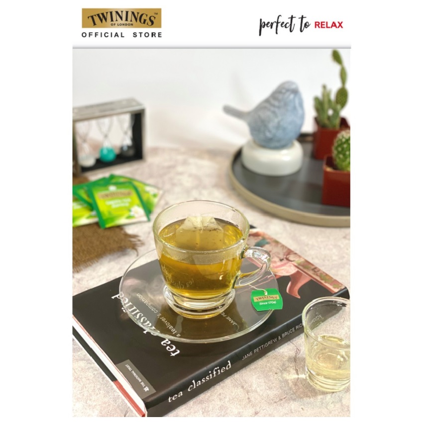 Trà túi lọc TWININGS OF LONDON Jasmine Green Tea - Trà xanh Hoa Nhài (Hộp 25 gói x 2g)