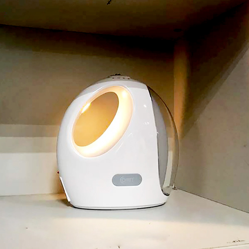 Đèn Sạc LED Comet CRL3106