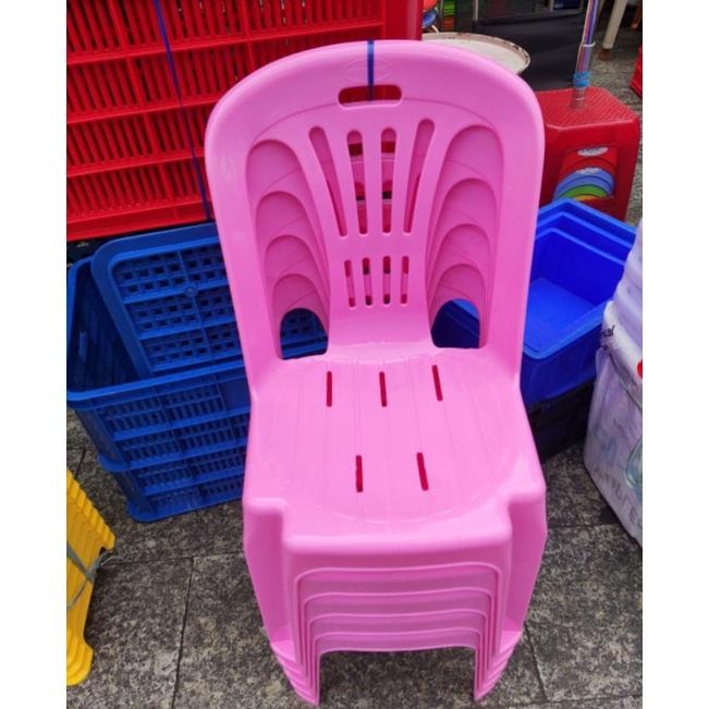 Ghế dựa nhỏ màu hồng