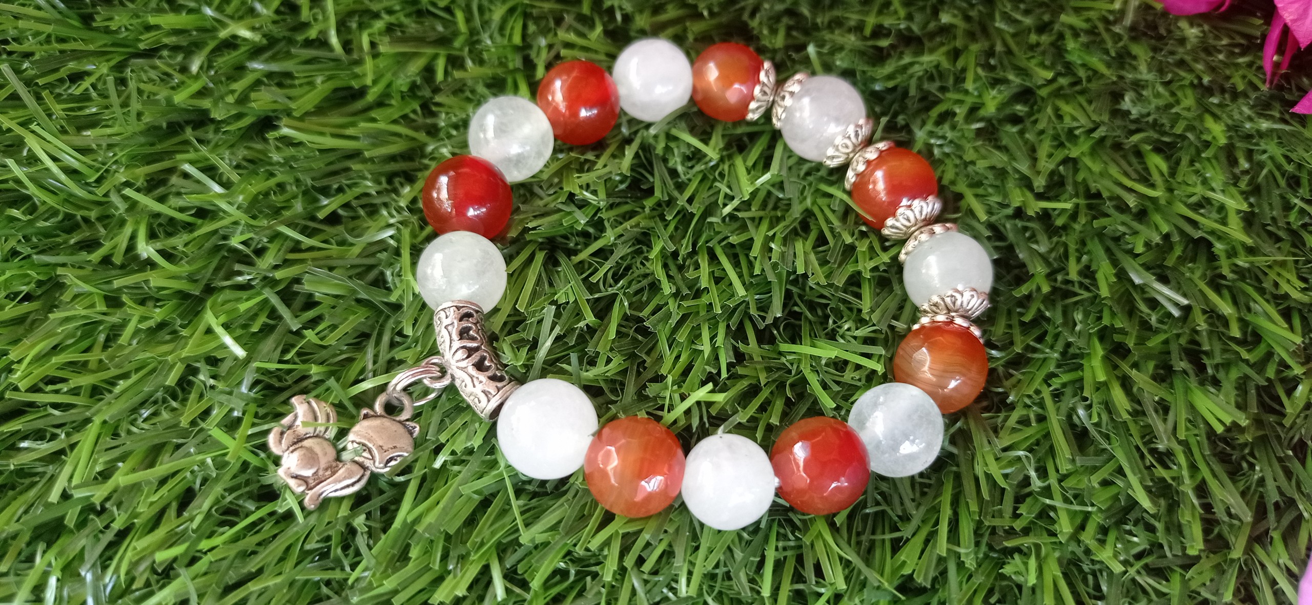 Vòng Tay Đá Thạch Anh Mix Nhiều màu - Vòng đeo tay Phong Thủy Hỗ Trợ sức khỏe, Chất liệu đá HEMATITE tự nhiên, Kèm bản PHOTOCOPY giấy kiểm định, Kèm TÚI NHUNG