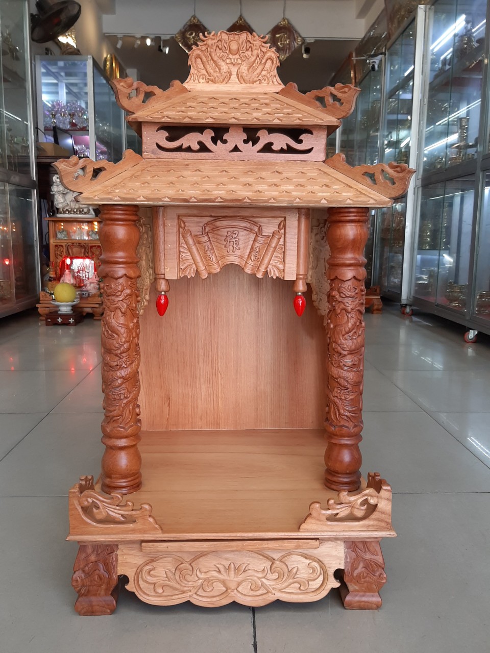 Bàn thờ Thần Tài Ông Địa đẹp gỗ Cam xe Mái chùa ngang 48,cao 90, Mã sản phẩm C4- Đồ Thờ Thắng Duyên Đại Phát