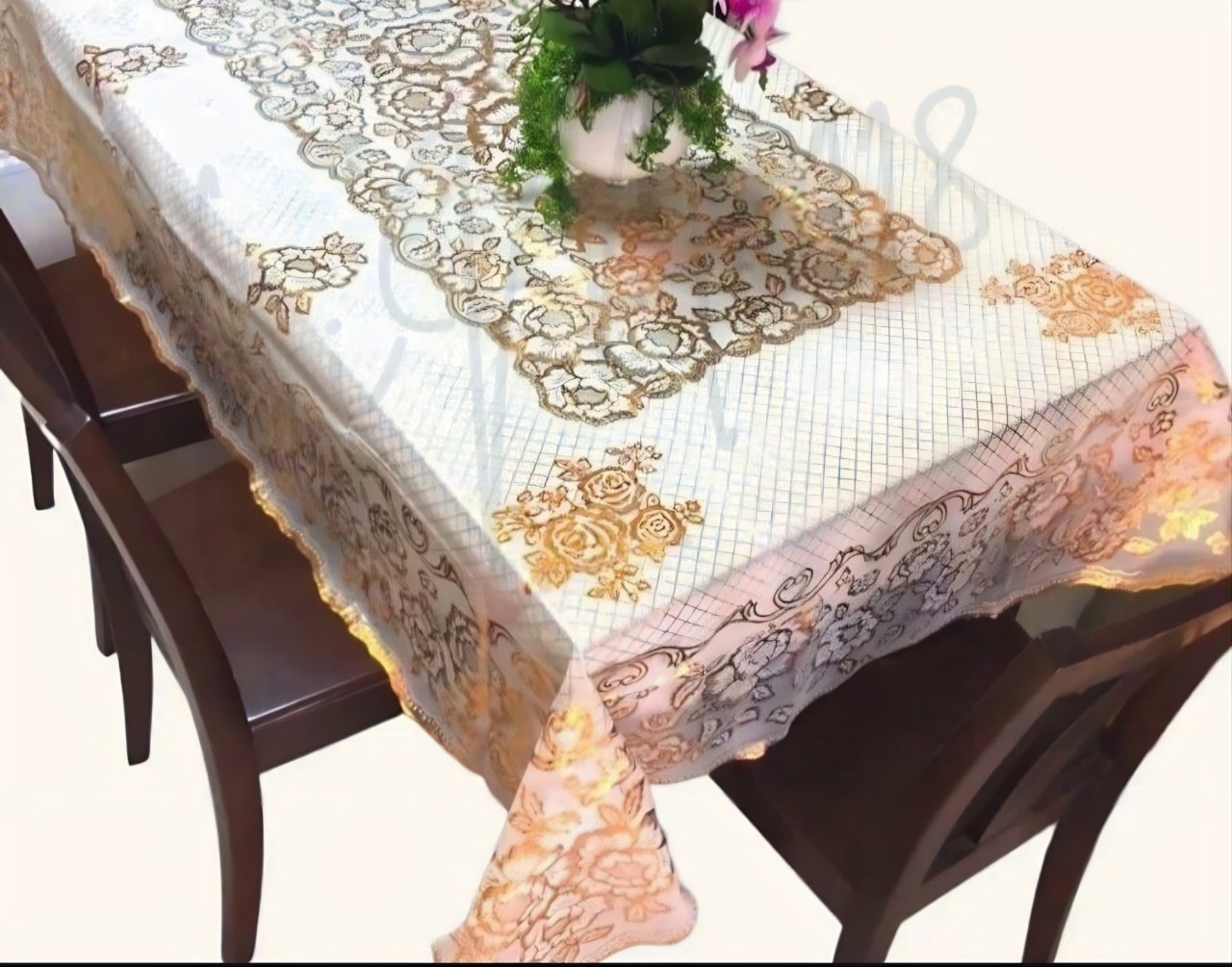 Khăn trải bàn chất liệu PVC - W.751 (152cm x 228 cm) hoa văn - nhủ vàng