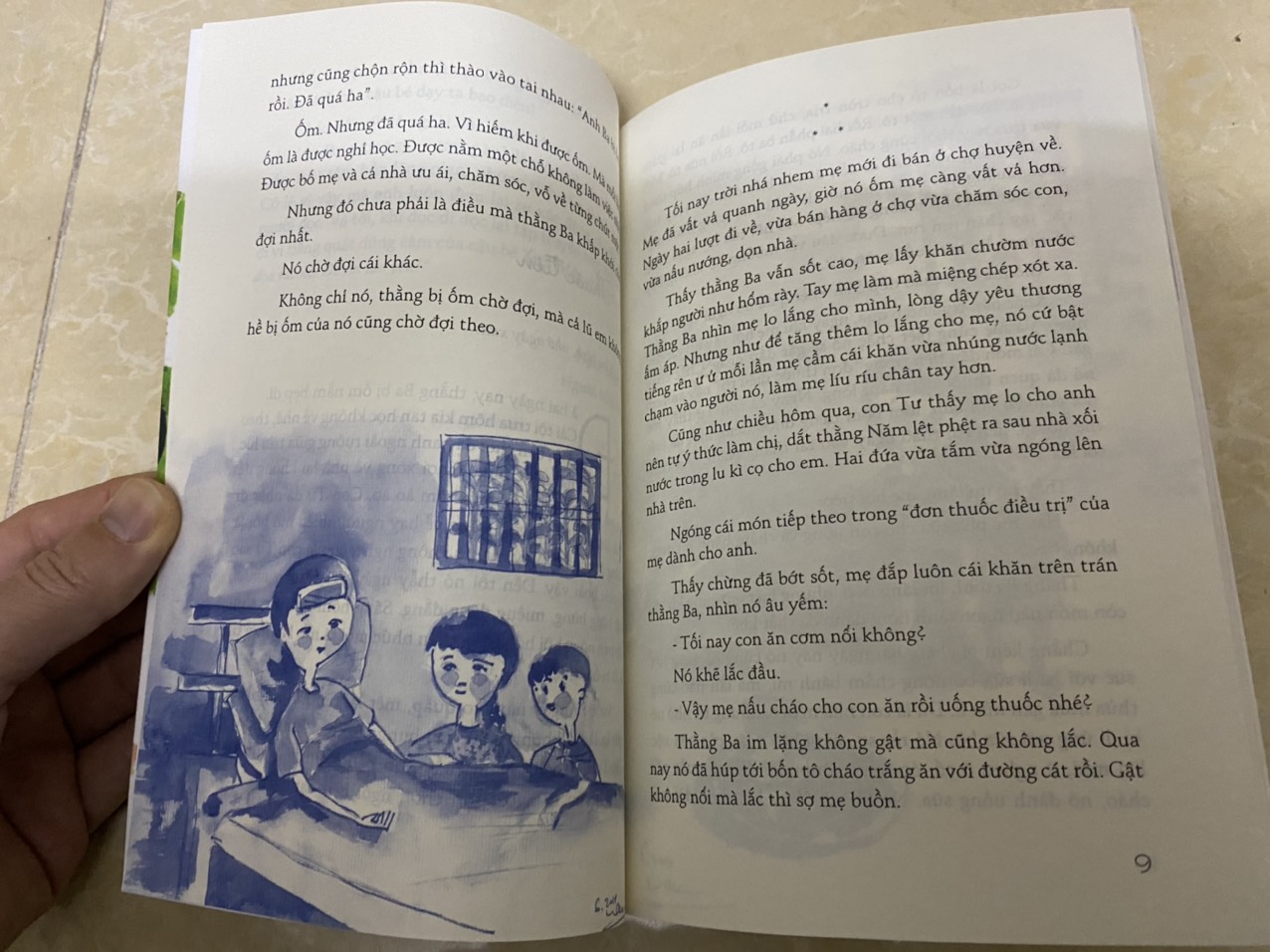 Combo 02 cuốn sách tết: Ngọn lửa đêm ba mươi, giao thừa không đến muộn