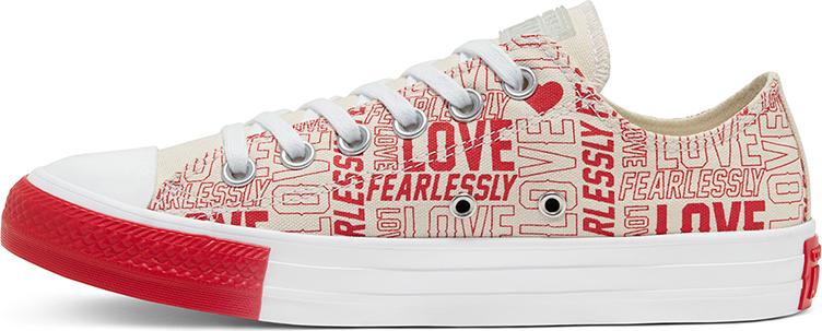 Giày Converse Chuck Taylor All Star Love Fearlessly 567311C