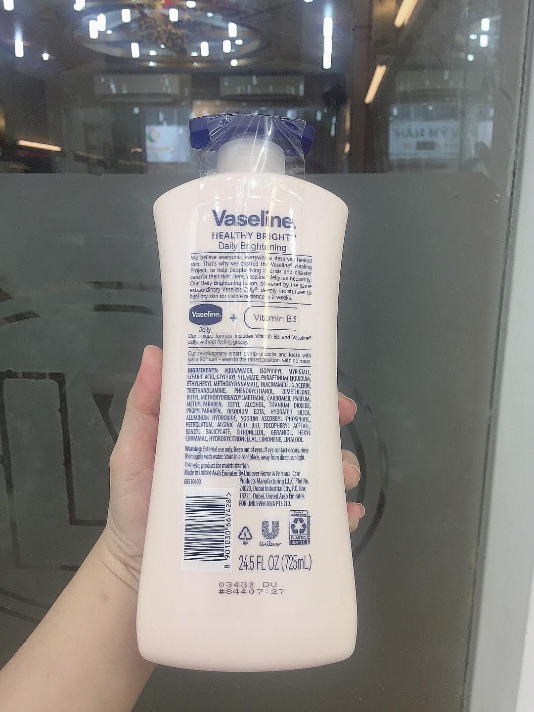 Sữa dưỡng thể vaseline healthy bright hồng làm mịn &amp;trắng da 725ml mẫu mới