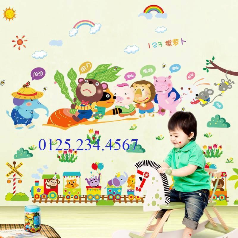 Decal dán tường Combo 2 tranh thú nhổ củ cải+ đoàn tàu happy