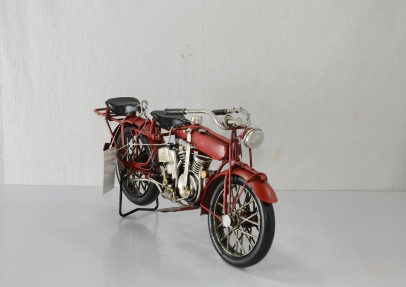 Mô hình Xe máy cổ Kim Loại trang trí, trưng bày/ Vintage Metal Motorcycle Handmade Decoration (1904E-7855)