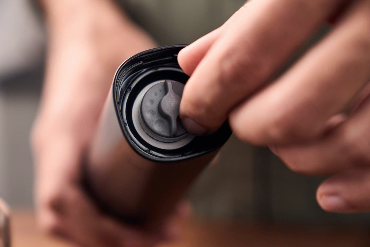 XAY TIÊU ZWILLING SPICES MILL 19CM MÀU ĐEN Hàng chính hãng