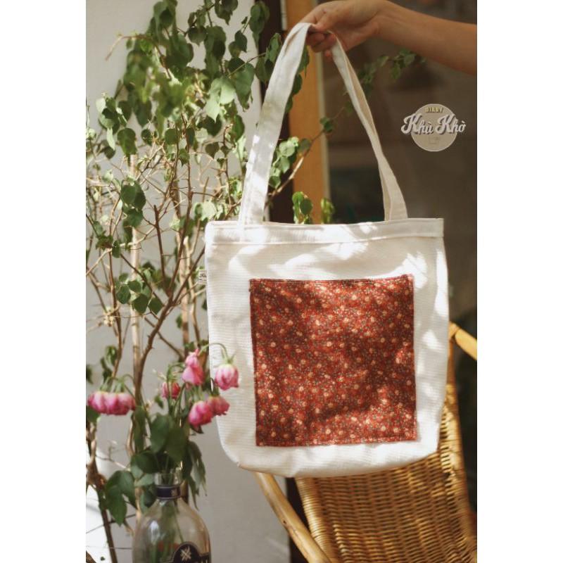 TÚI TOTE HANDMADE HỌA TIẾT VINTAGE Ảnh shop tự chụp