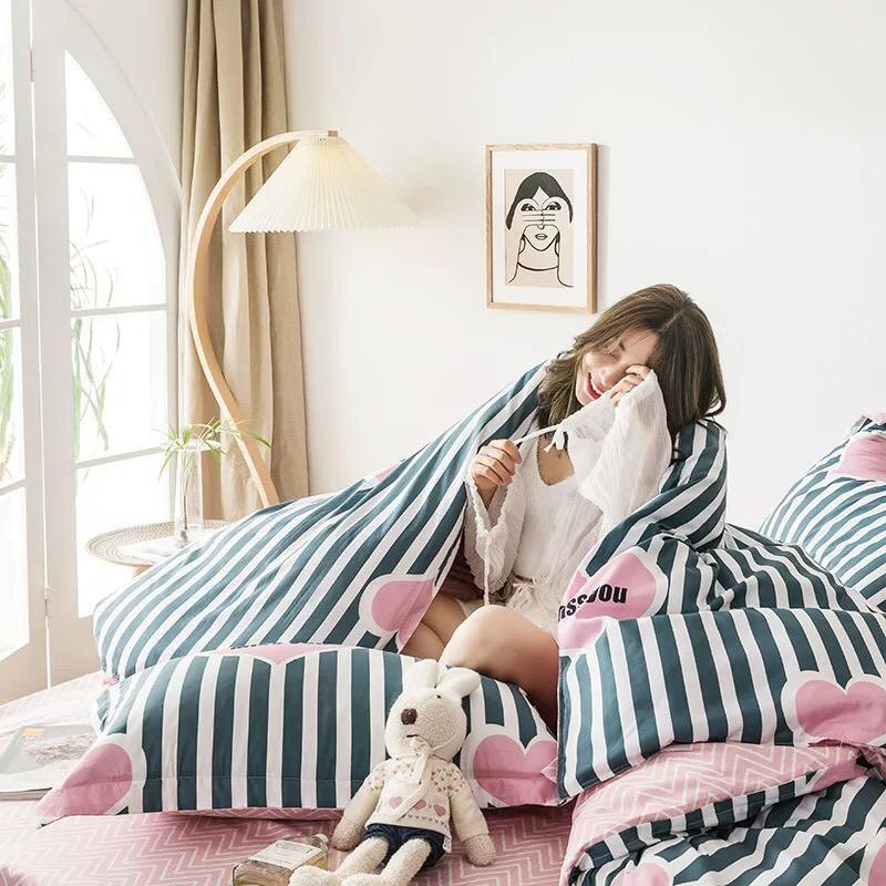 Bộ Chăn Ga Gối Cotton Poly Tim Kẻ Sọc