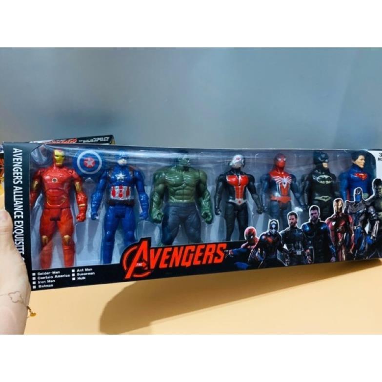 - Hộp 7 Siêu Anh Hùng Avengers Có đèn led