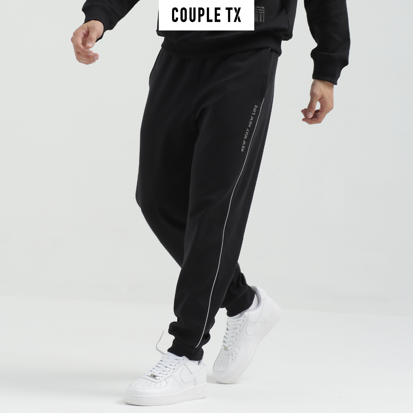 COUPLE TX - Quần Dài Nam Jogger Phối Sọc Phản Quang MPA 1004