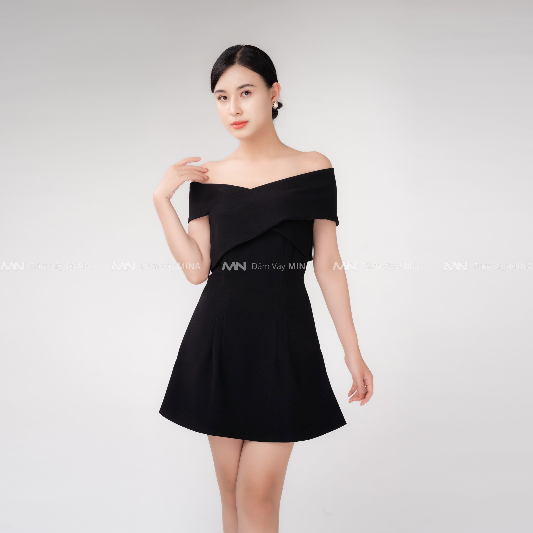 Đầm dáng suông đen tuyết mưa chéo vai dự tiệc đi chơi dạo phố công sở - MN138 - Đầm Váy Mina