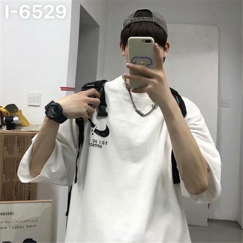 Áo Thun Nam Unisex Stick In Sau Lạ Mắt