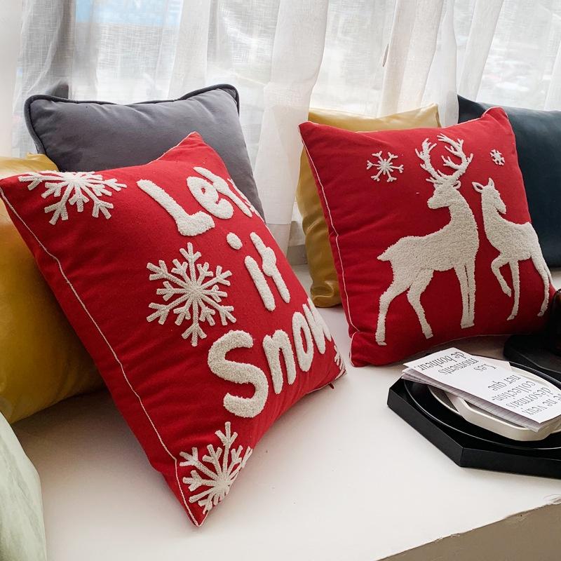 Vỏ gối in họa tiết giáng sinh trang trí nhà cửa