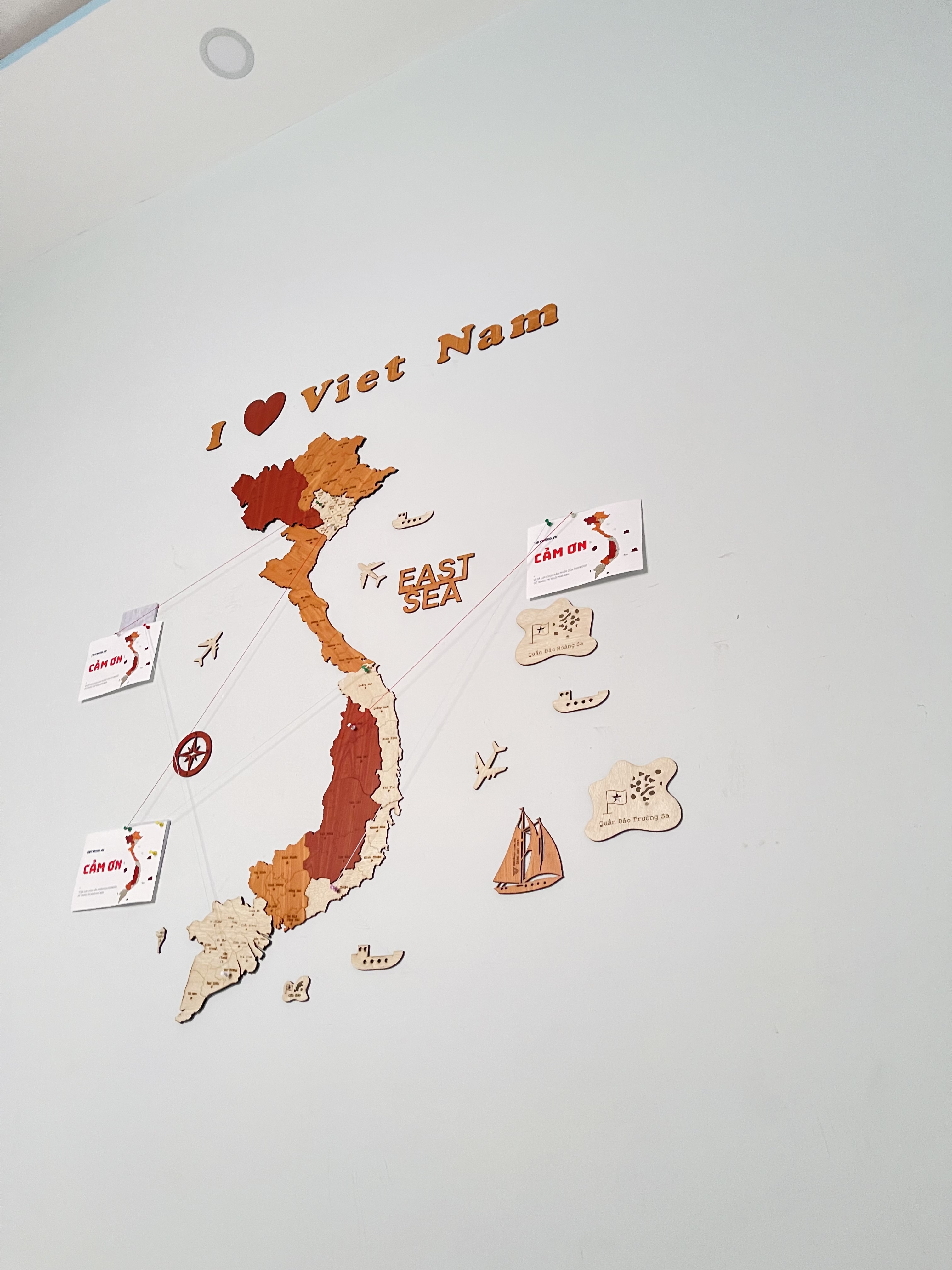 Bản đồ gỗ Việt Nam 3D dán tường - Vật phẩm trang trí nội thất phòng học, phòng khách, văn phòng độc đáo, mới lạ
