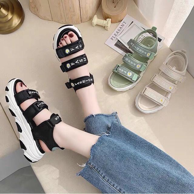 Giày sandal 3 quai hoa cúc êm chân siêu xinh mã LM SD00026