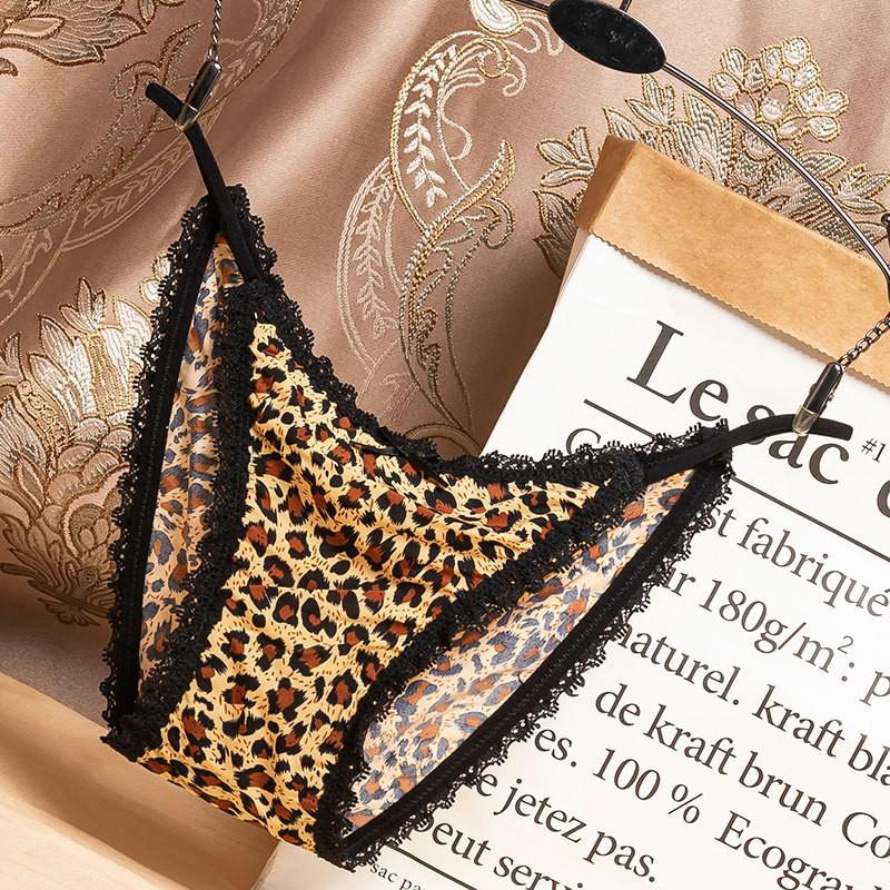 Quần lót sexy dây cách điệu hoạ tiết da báo - 8821