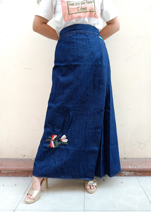 Combo 2 Váy Chống Nắng Nữ Vải Jeans Dày Cao Cấp Thêu Chuồn Chuồn