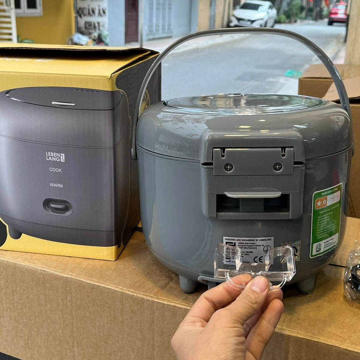 Nồi cơm điện Lê Bên Làng LBL0581, dung tích 1.2L, công suất 350W, thiết kế hiện đại, bảo hành 2 năm - hàng chính hãng