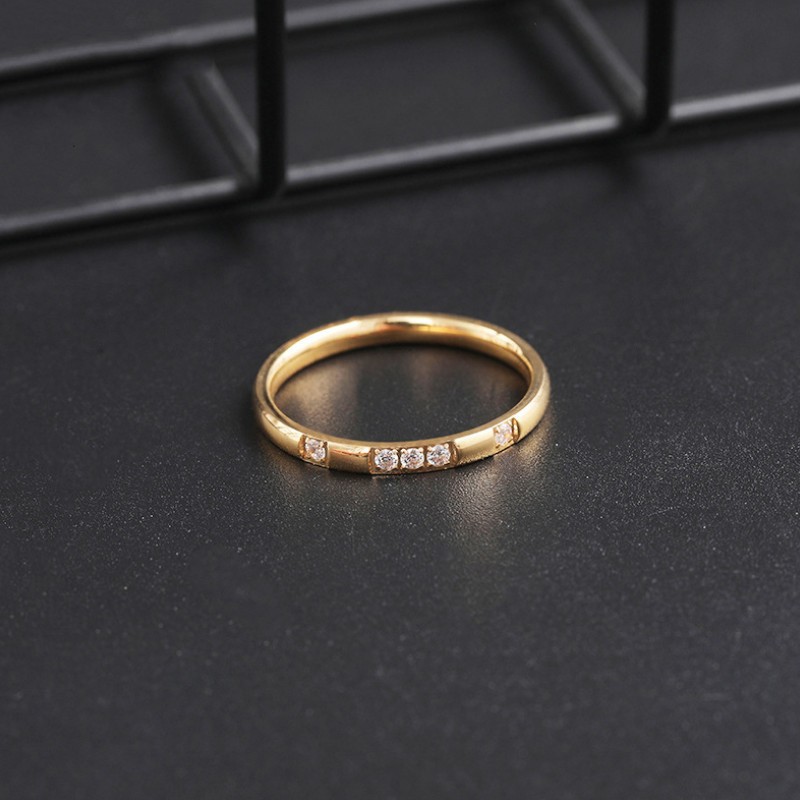 Nhẫn Nữ Đính Đá Titan Không Đen TT 2273 - 1 Cái