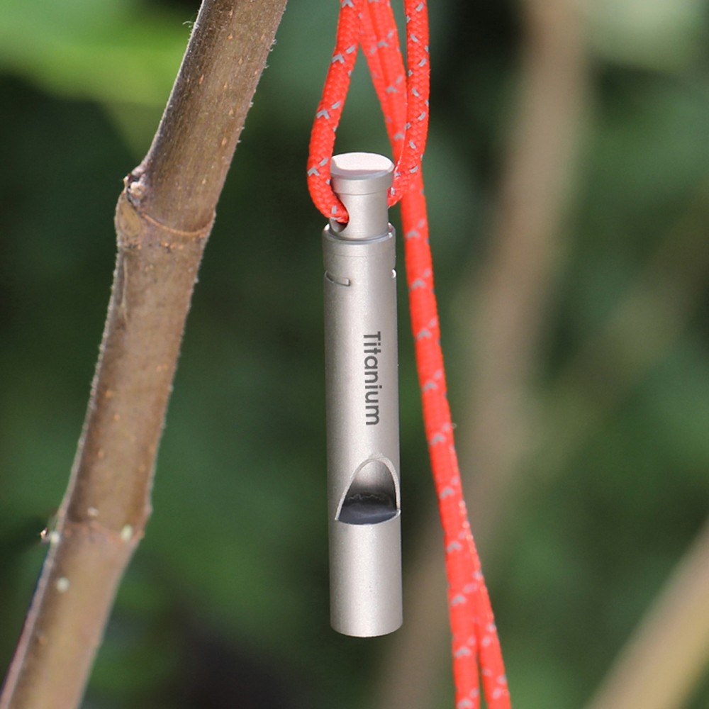 Còi Khẩn Cấp Bằng Titanium Siêu Nhẹ Có Dây Cắm Trại Dã Ngoại Đi Bộ Đường Dài