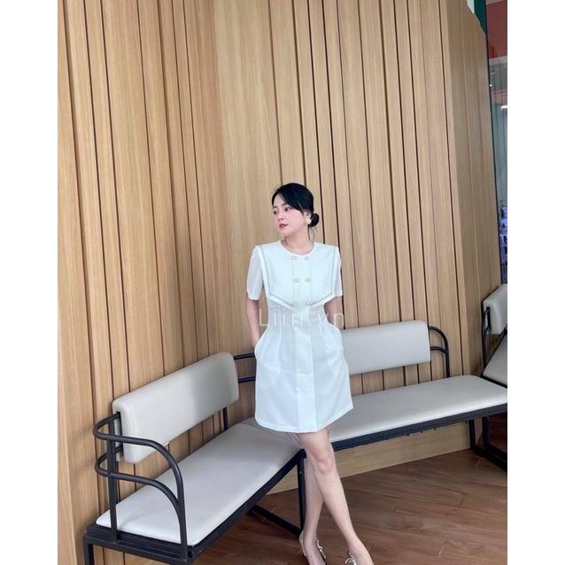 LIIN - Váy cổ vuông cách điệu