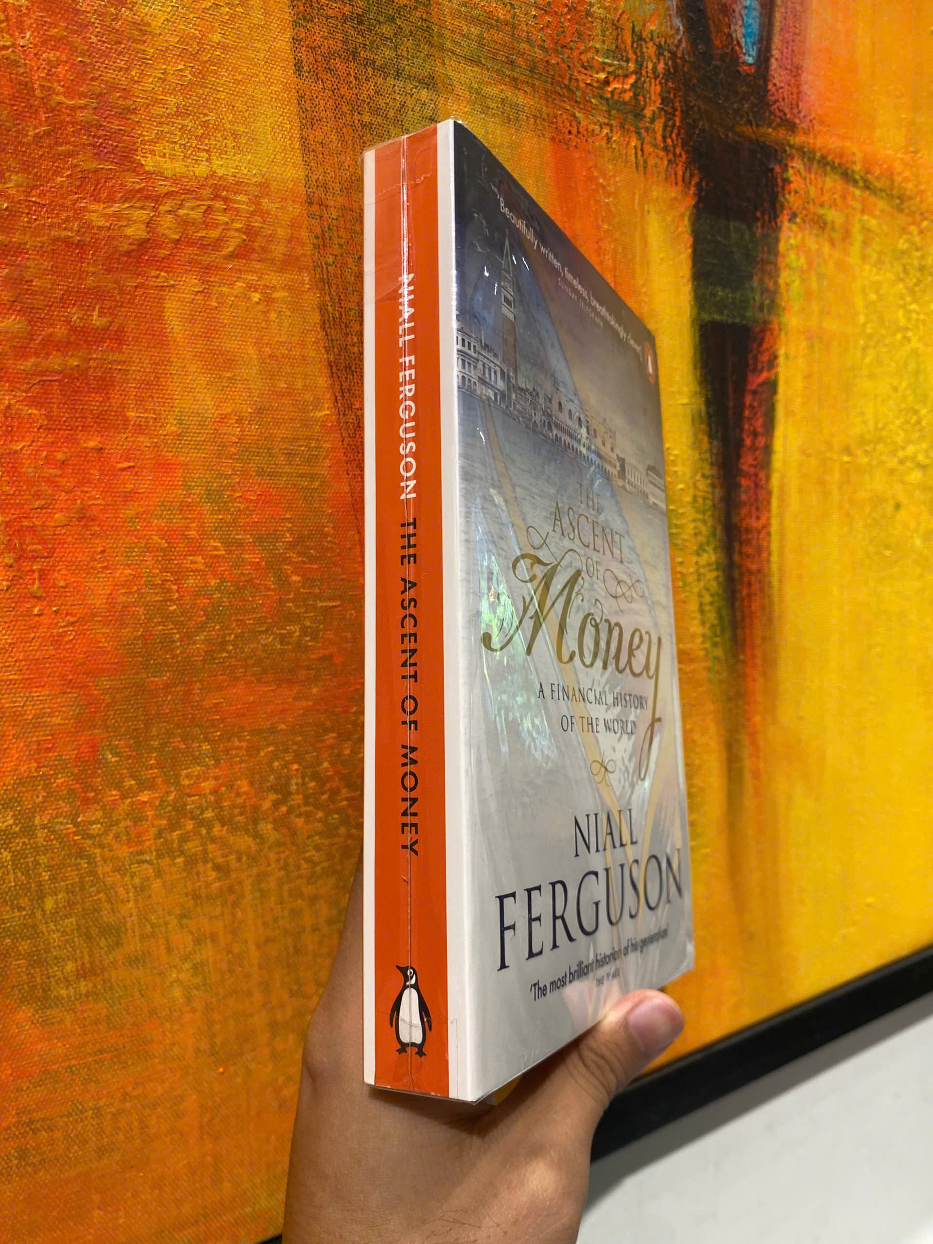 Sách - The Ascent Of Money by Niall Ferguson - History /  Economics / Finance Nonfiction - English Book