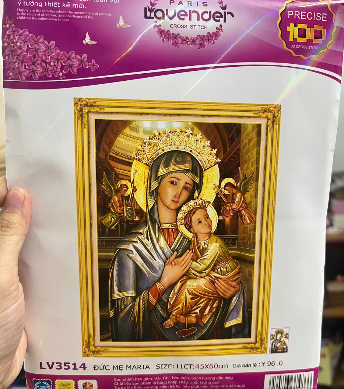 Tranh thêu chữ thập Đức mẹ Maria bồng con lv3514, kích thước 45 x 60 cm