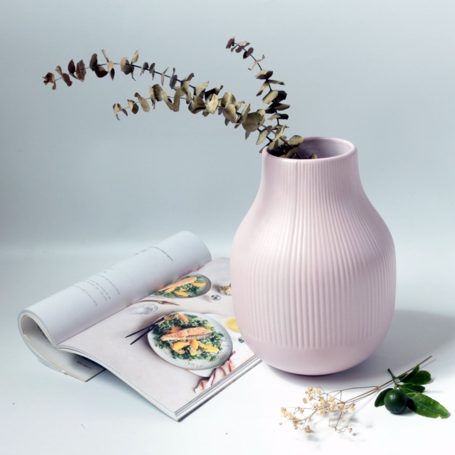 Bình hoa gốm sọc hồng cao 21cm GRADVIS Vase