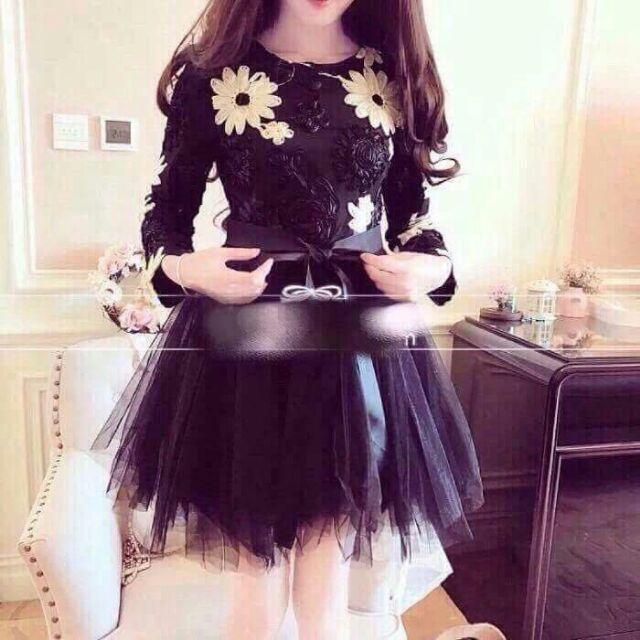 Đầm xòe tay lỡ thêu hoa