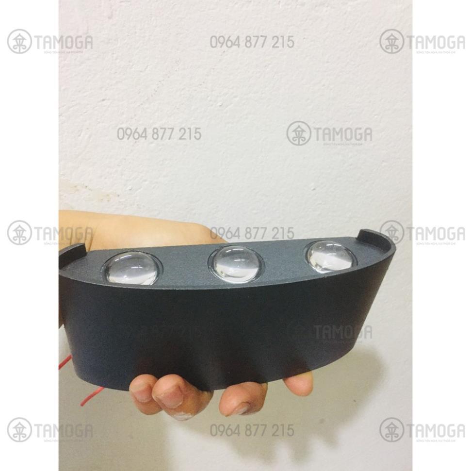 Đèn ốp tường ngoài trời hình bán nguyệt