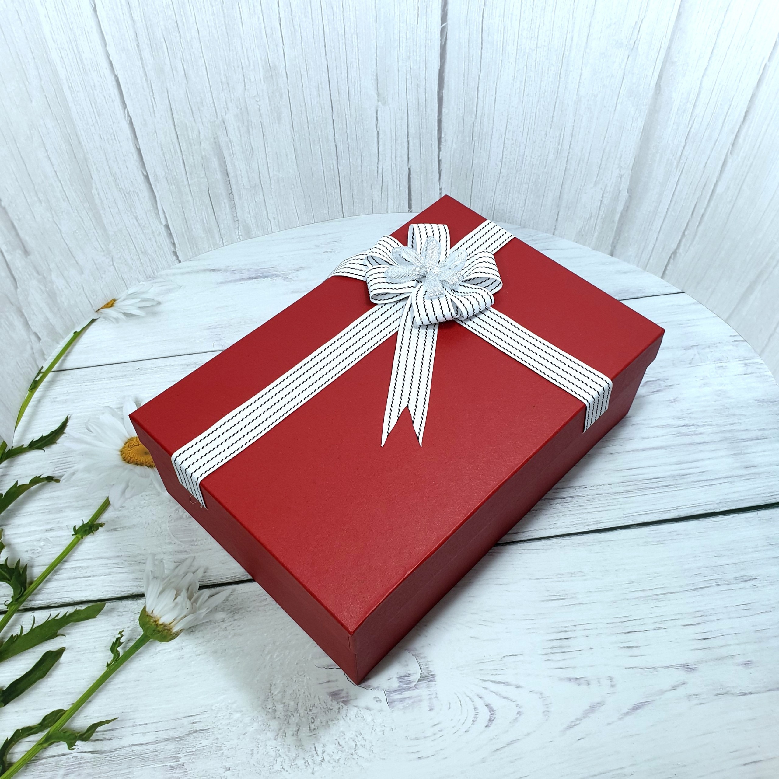 Món quà sinh nhật khủng gây bão mạng xã hội
