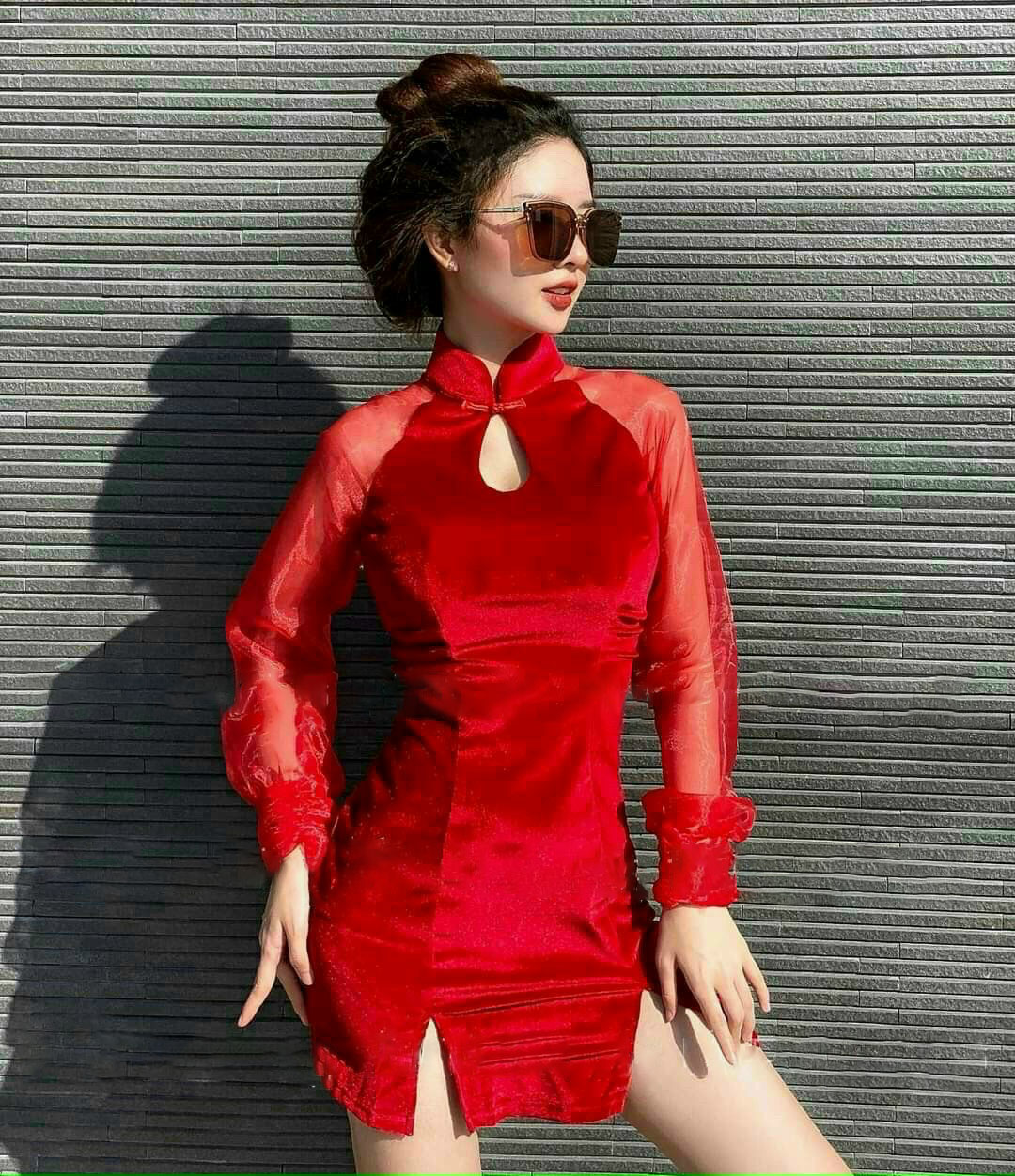 Đầm nữ cổ tàu giọt nước xẻ lai thời trang