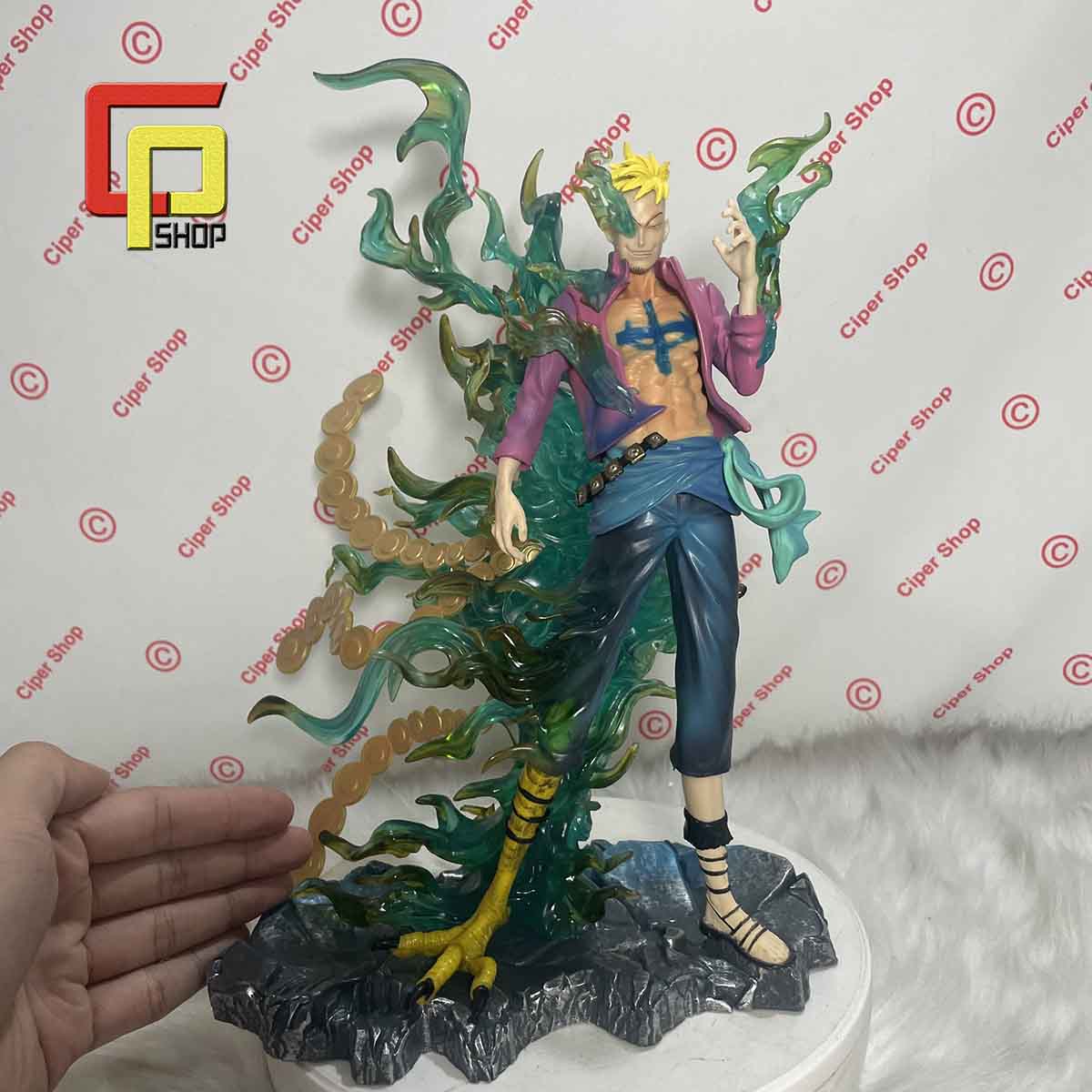 Mô hình Marco Phượng Hoàng - Figure Marco IU One Piece - Mô hình One Piece