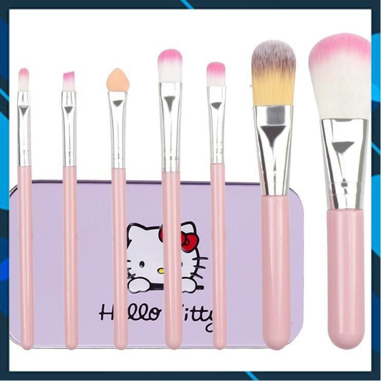 Bộ Cọ Trang Điểm 7 Cây Kitty Hộp Thiếc Linhmartvn
