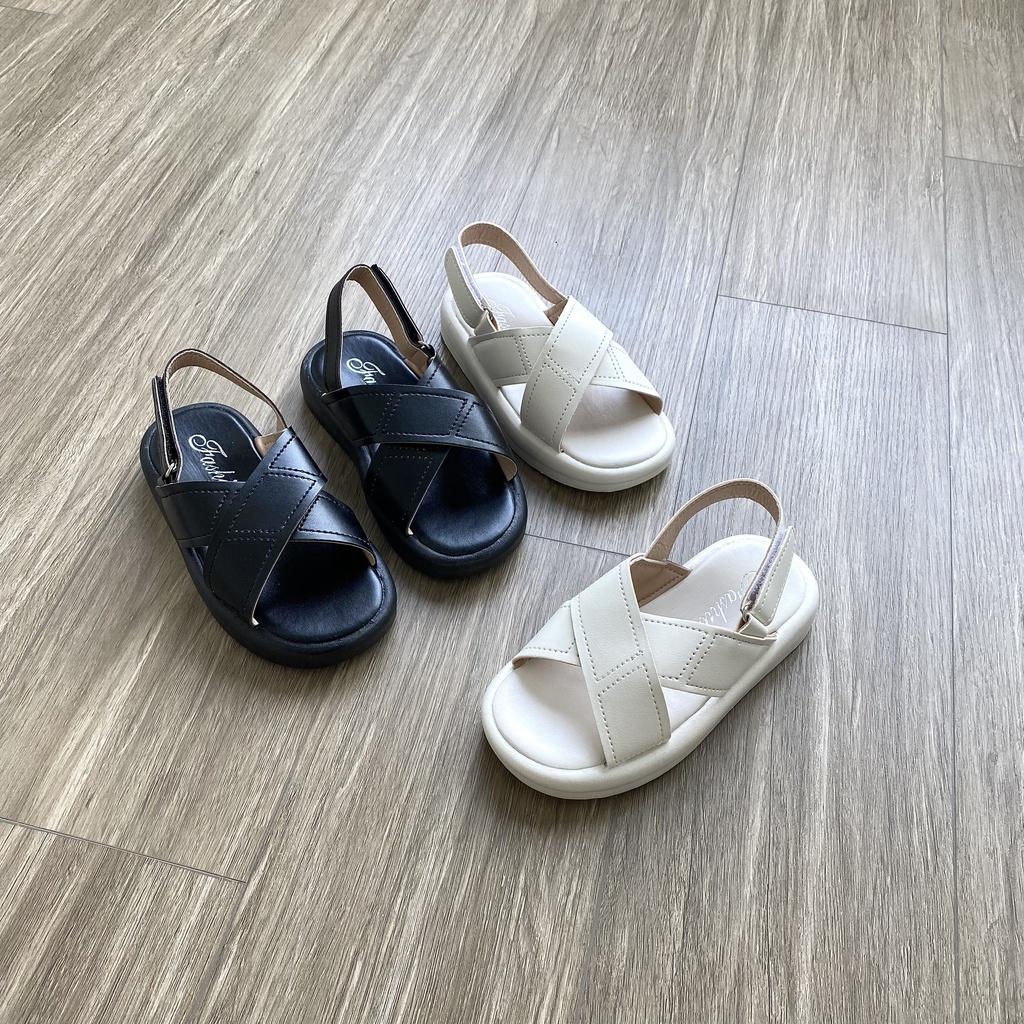 Giày sandal quai chéo bản to cho bé G838