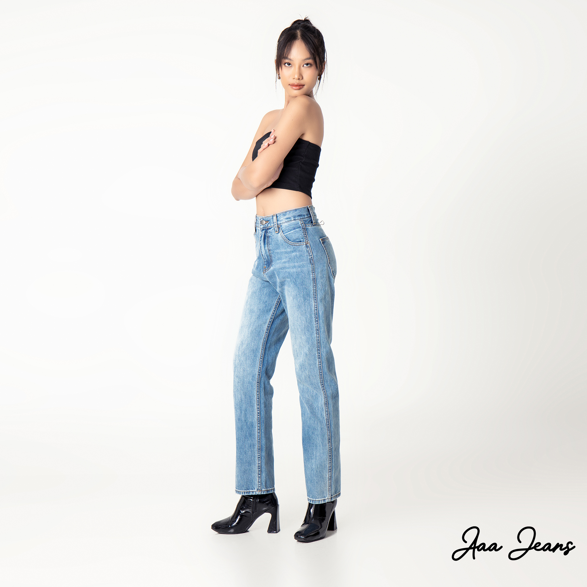 Quần jean ống đứng nữ lưng cao classic straight Aaa Jeans