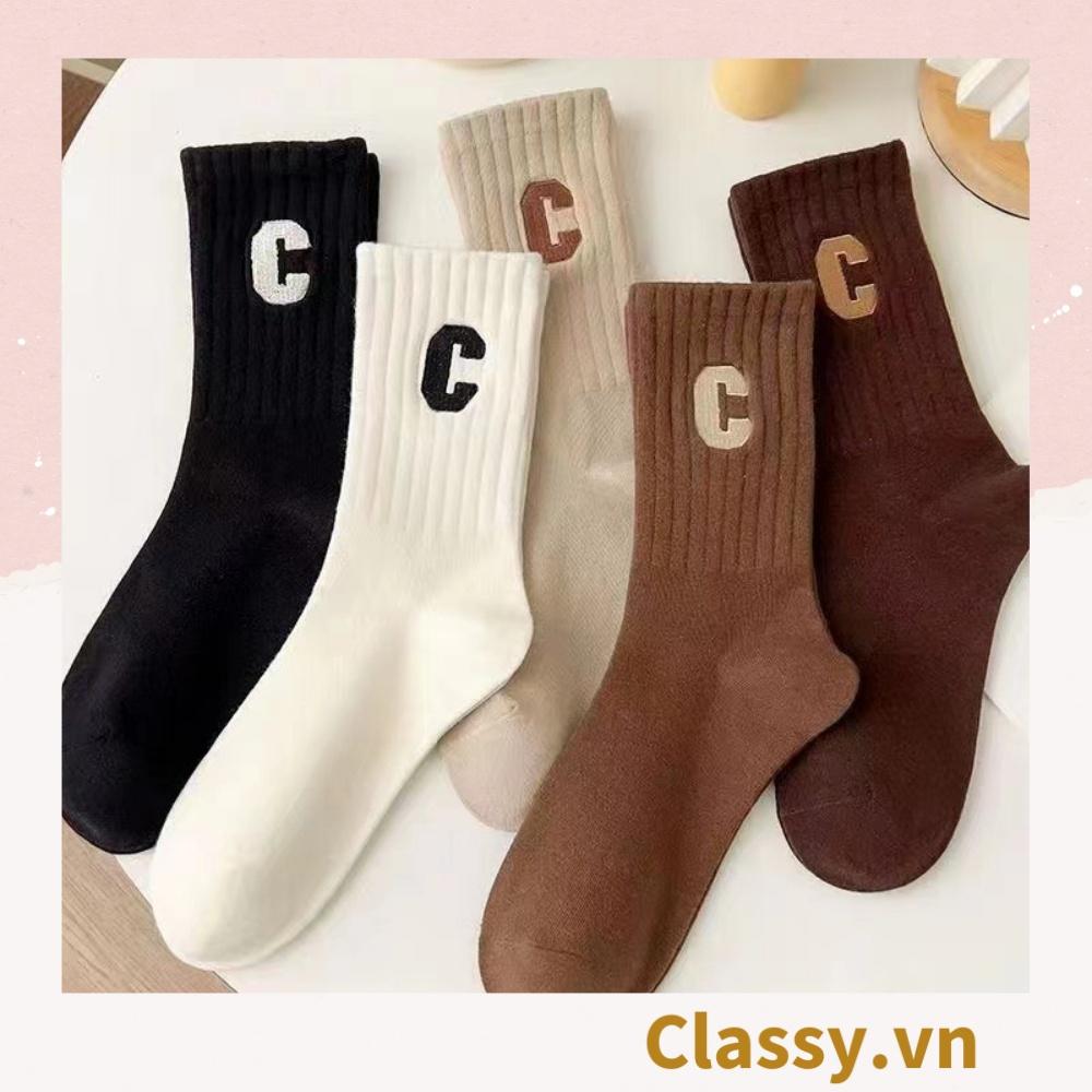 Tất cổ cao Classy, vớ cổ cao in chữ, màu trung tính basic G1363