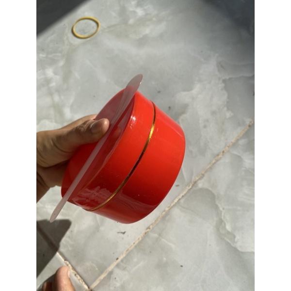 Hủ 200g màu đỏ