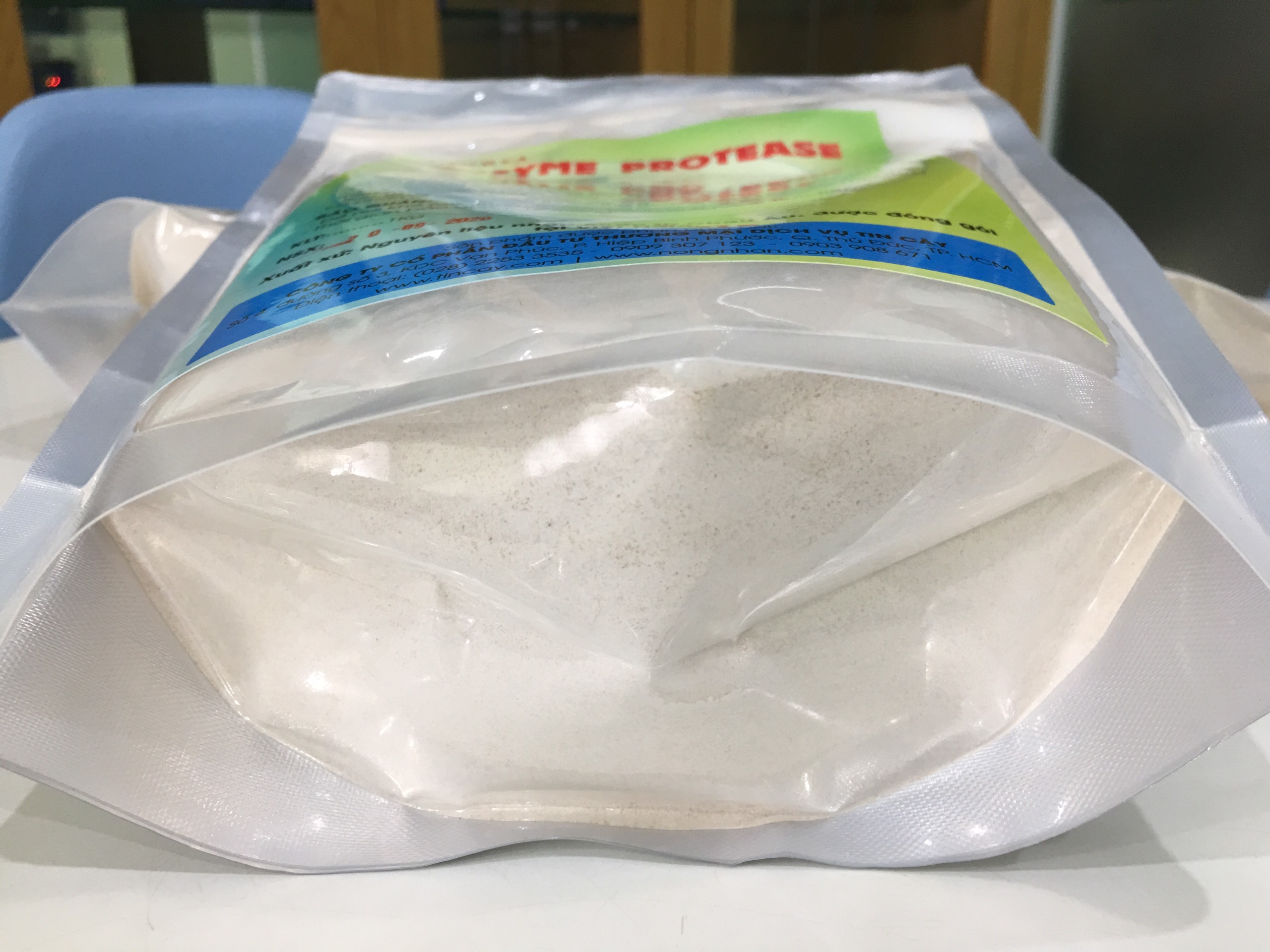 Men ủ phân cá Protease