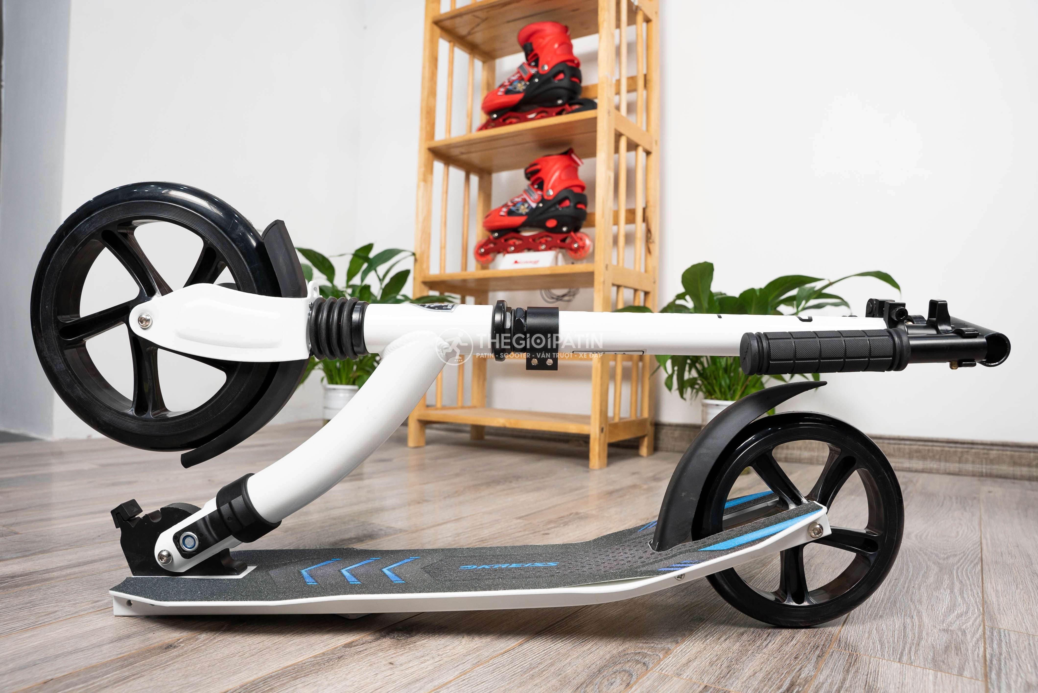 Xe trượt scooter người lớn Centosy A7 hàng chính hãng - màu Đen + tăng chiều cao 3 nấc + gập được