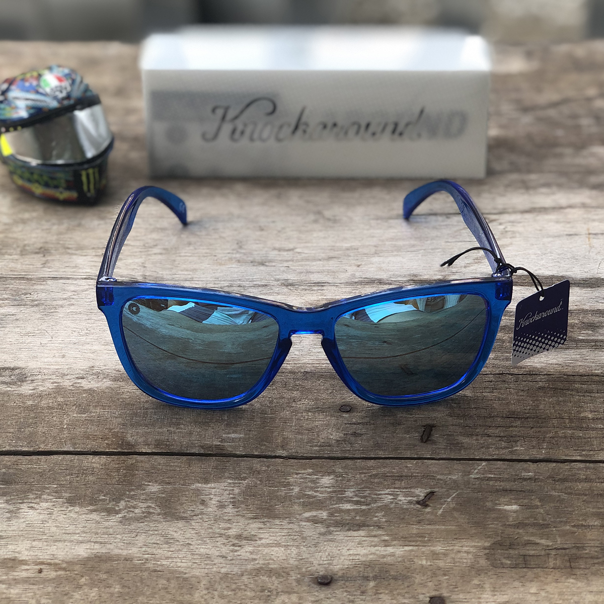 Mắt kính Knockaround Classic xanh dương