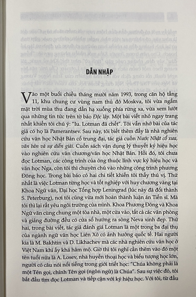 Sách - Kí hiệu học văn chương (Biểu tượng và văn bản nghệ thuật)