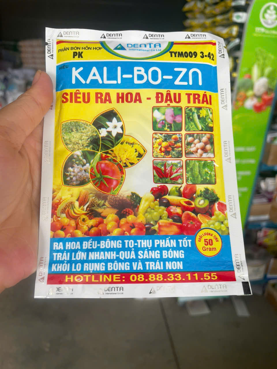 Kali-Bo-Zn Siêu Ra Hoa Đậu Trái - giúp cây ra hoa đều, hoa to, tăng tỷ lệ thụ phấn, trái lớn nhanh, sáng bóng và hạn chế rụng bông, rụng trái non.