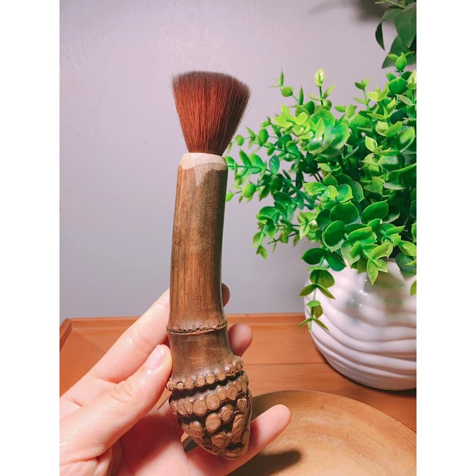 Chổi dưỡng ẩm gốc trúc tự nhiên lưu trọn hương vị ấm trà dưỡng ấm bóng khoẻ