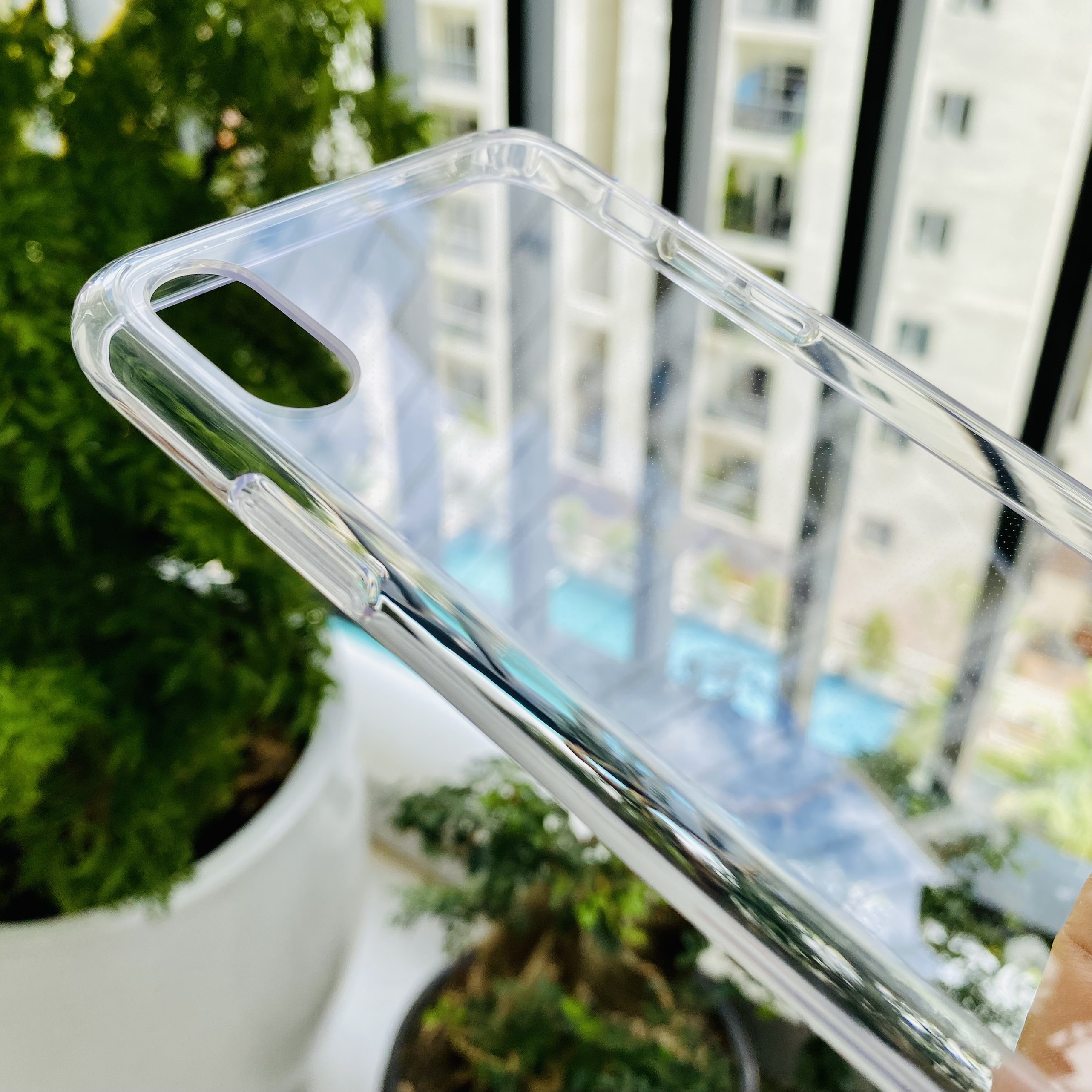 Ốp lưng dành cho iPhone Xs Max Likgus trong suốt - Hàng chính hãng