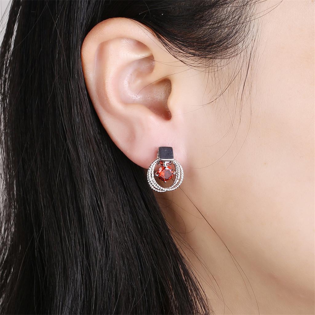 Vintage White Gold Round Red Zircon Fashion