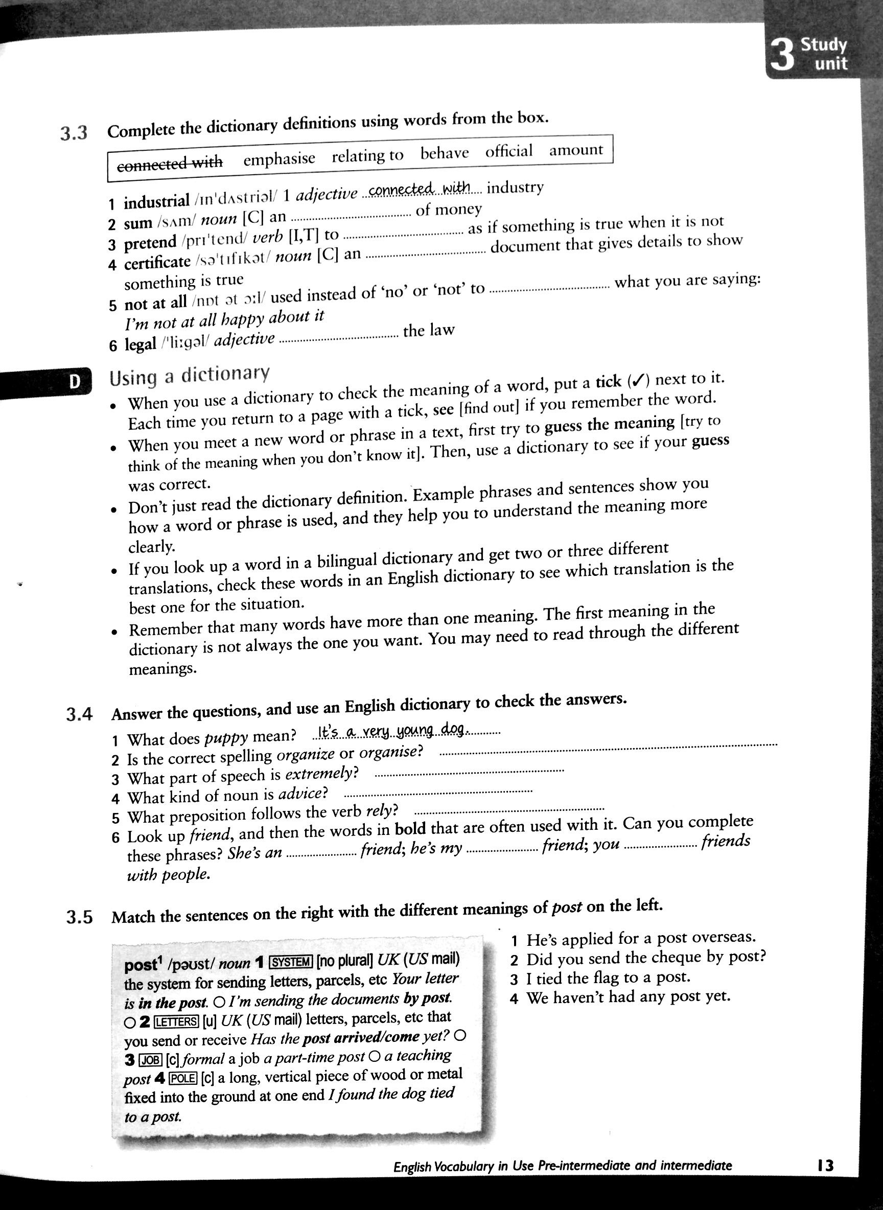 English Vocabulary in Use: Pre-Intermediate and Intermediate Book with Answers: Vocabulary Reference and Practice (Kèm CD)