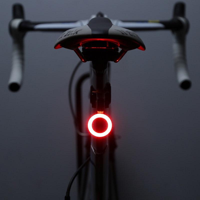 Đèn LED MOSOWORLD nhiều độ sác có cổng sạc USB gắn sau xe đạp